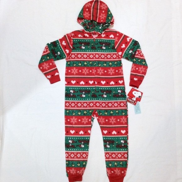 Snoopy One-Piece Pajamas Sz XS Fleece Fair Isle Hooded PJs New Peanuts Cozy - Picture 1 of 3